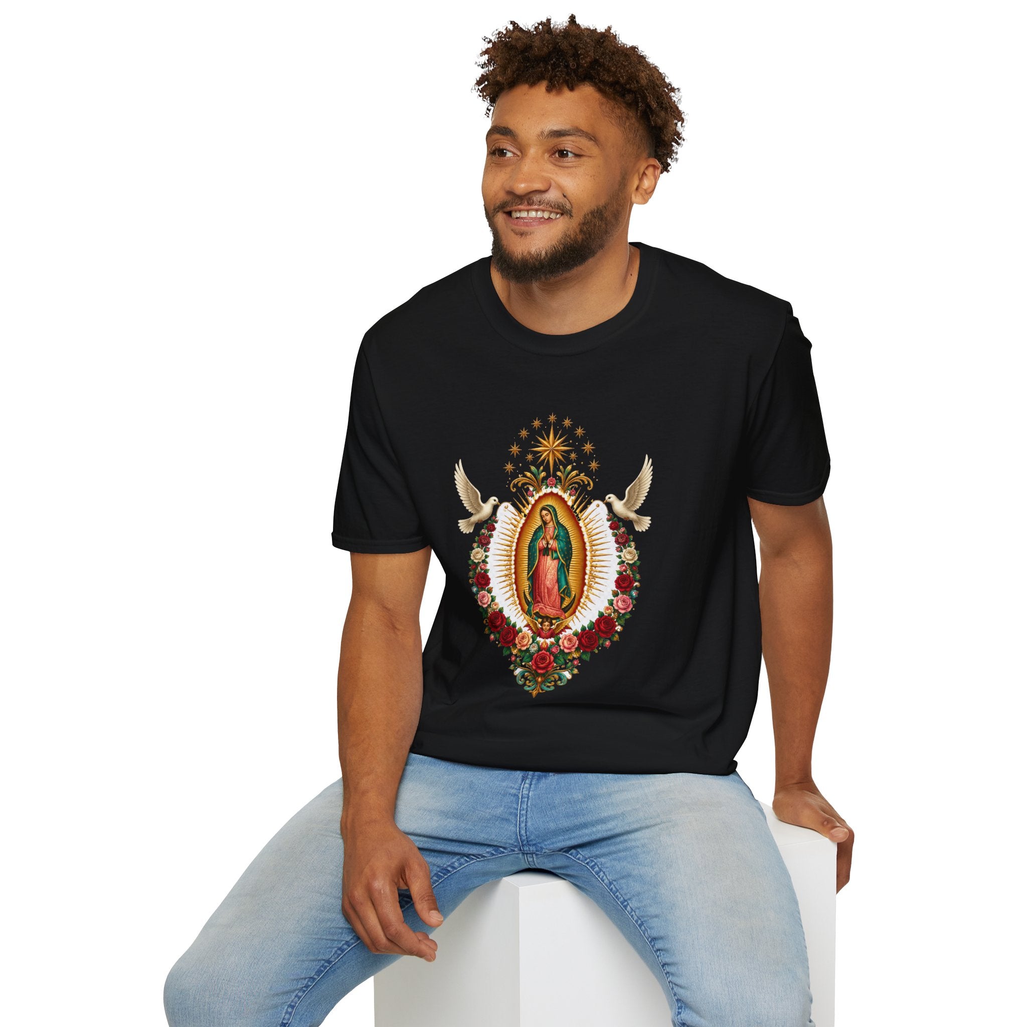 Playera Virgen de Guadalupe con Palomas y Rosas Doradas
