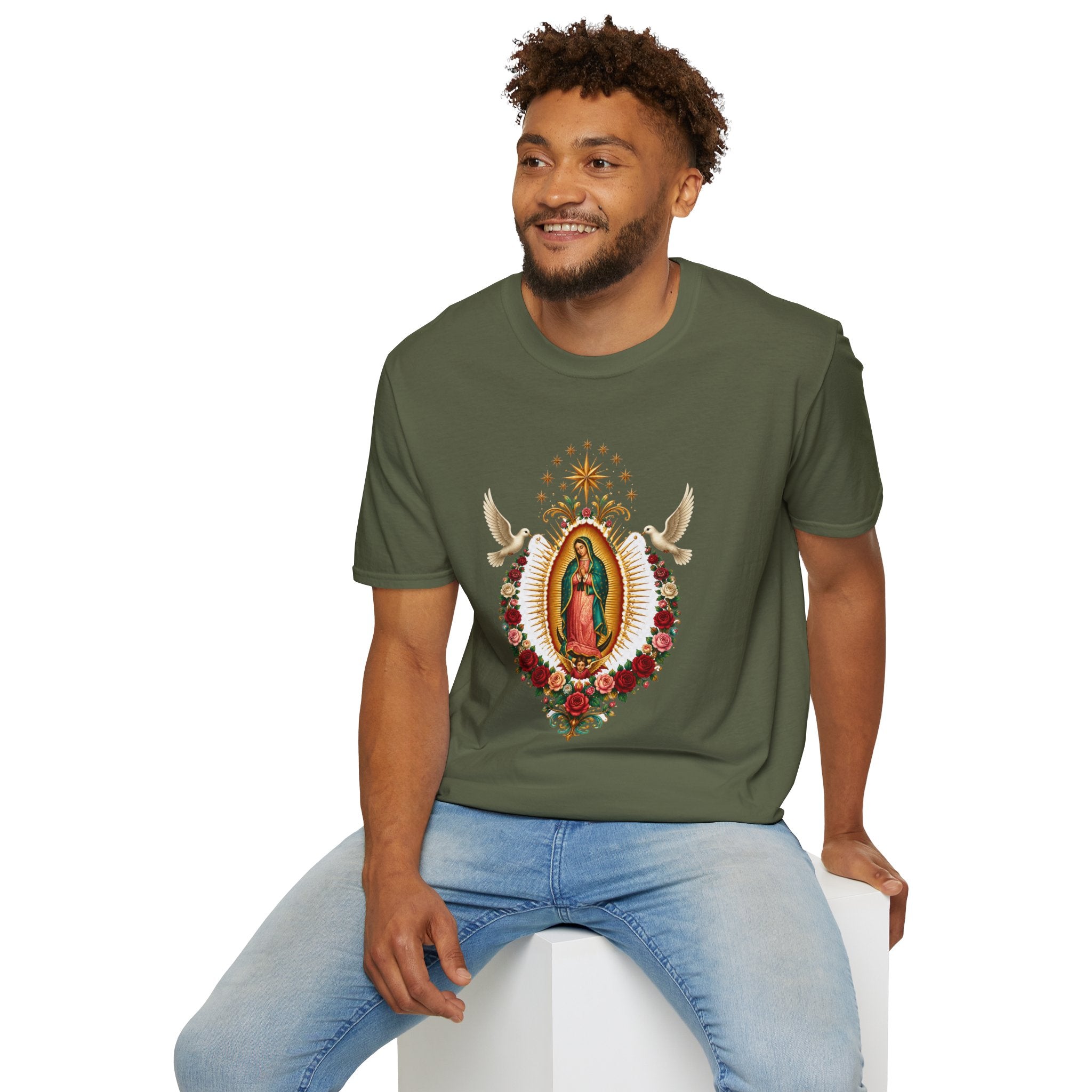 Playera Virgen de Guadalupe con Palomas y Rosas Doradas