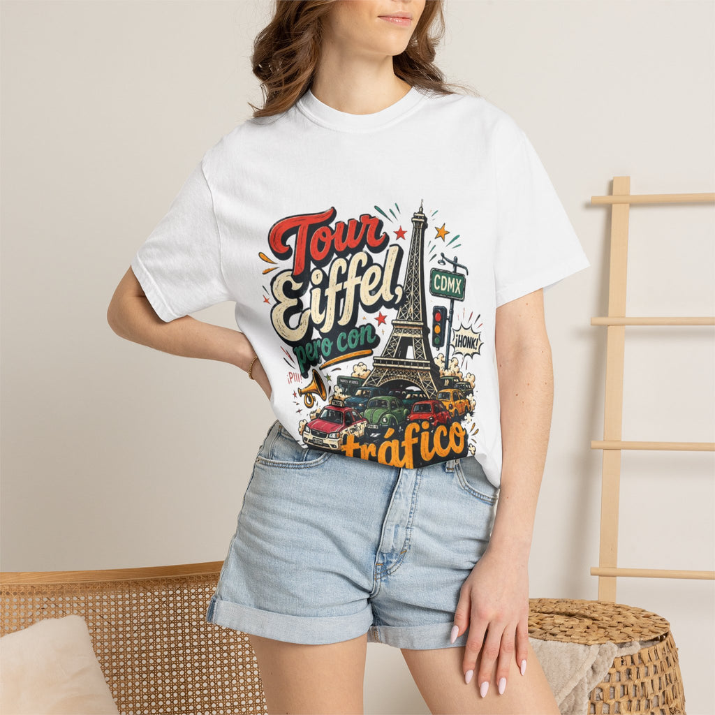 Tour Eiffel pero con Tráfico T-Shirt
