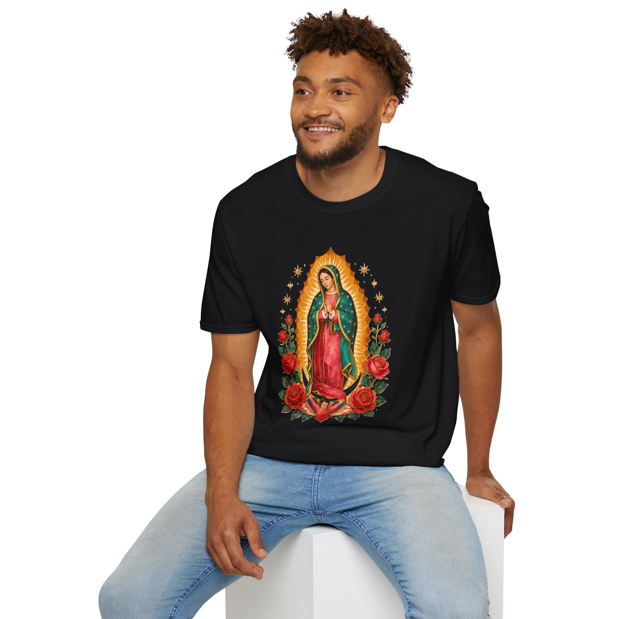 Playera Virgen de Guadalupe Geométrica con Rosas Mexicanas