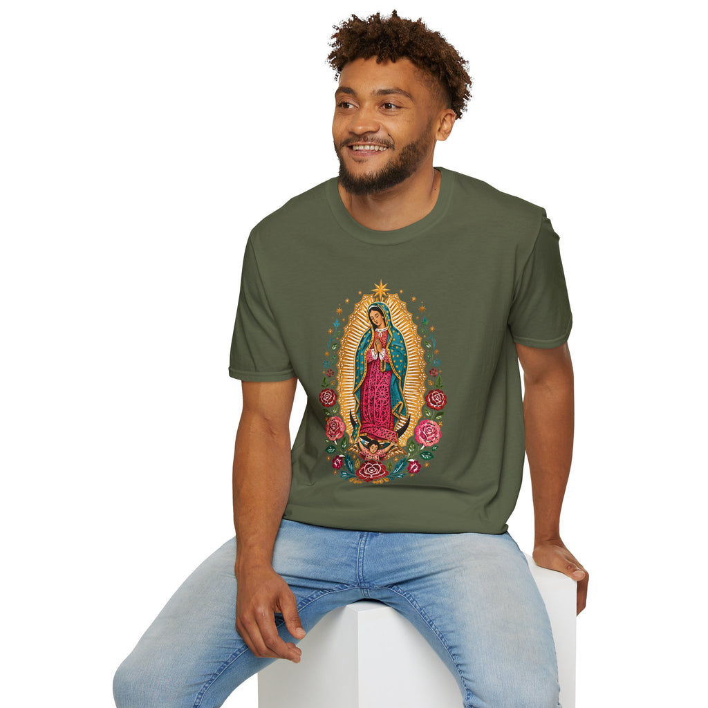 Playera Virgen de Guadalupe Estilo Papel Picado Mexicano