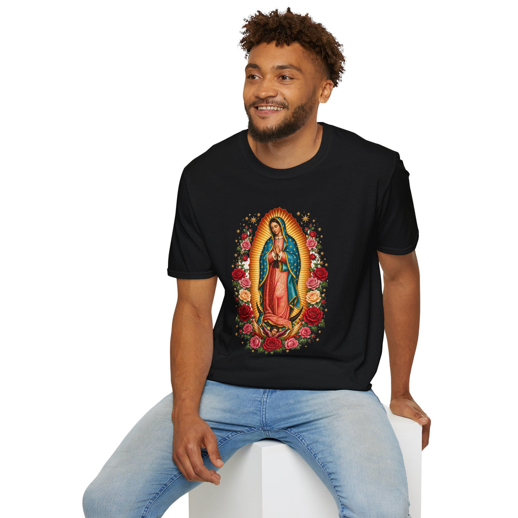 Playera Virgen de Guadalupe con Rosas y Rayos Dorados