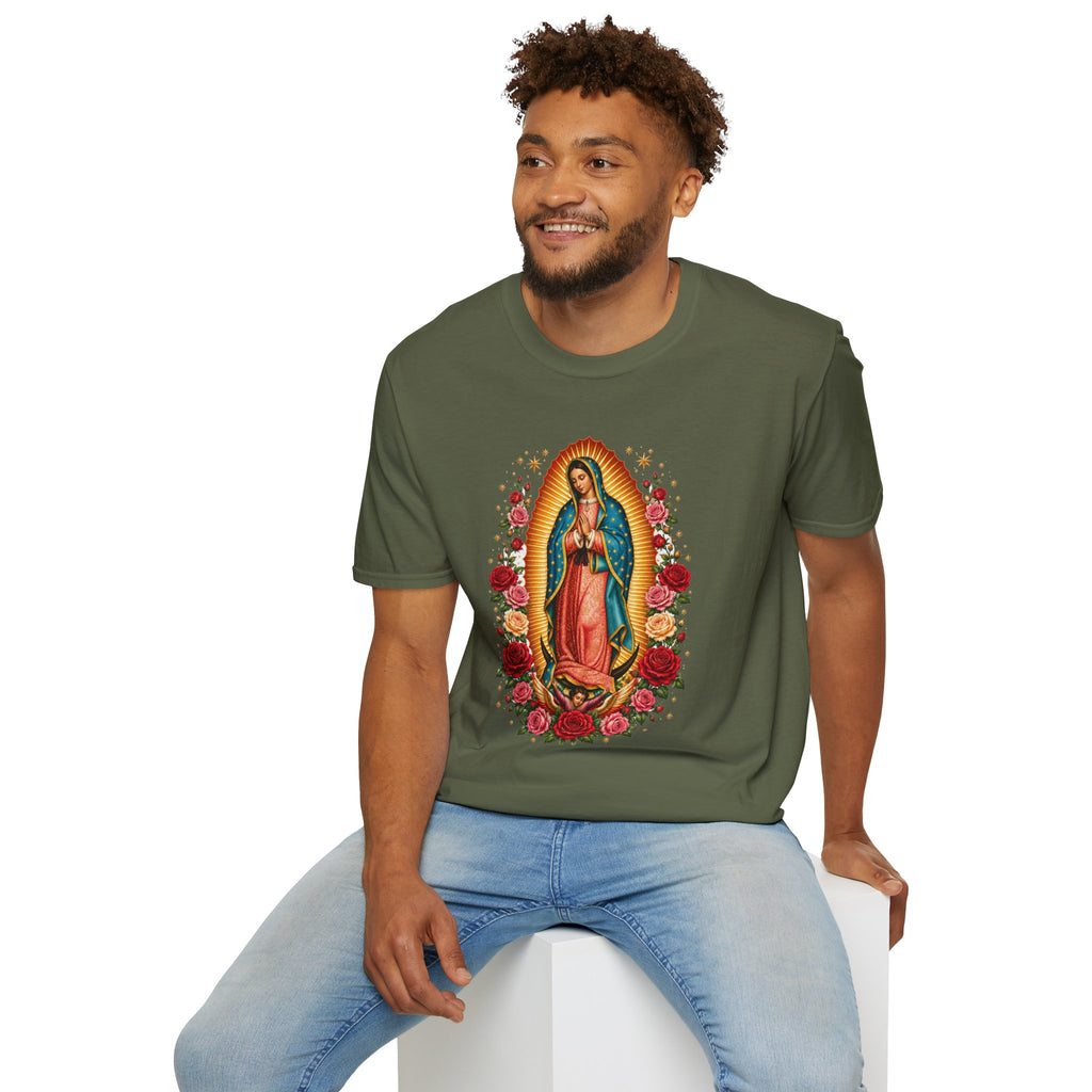 Playera Virgen de Guadalupe con Rosas y Rayos Dorados